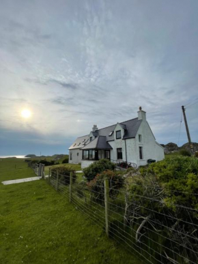 Traditional Holiday Croft House, Island of Iona